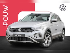 Volkswagen T-Roc - 1.0 110pk TSI Life | Navigatie | Achteruitrijcamera | Airco | 17" Velgen