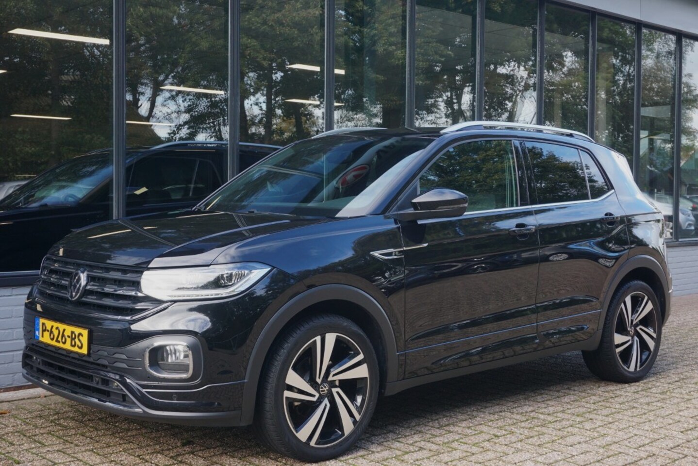 Volkswagen T-Cross - 1.5 TSI Style Business R Navi/Camera/Trekhaak! - AutoWereld.nl
