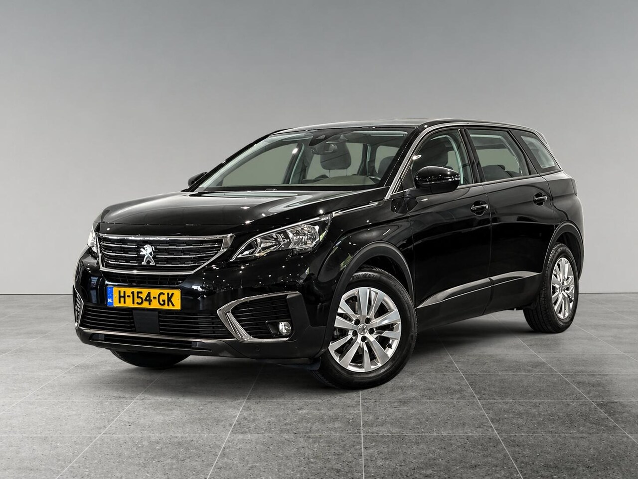 Peugeot 5008 - Active 1.2 Turbo 130pk |   i-COCKPIT® | 180° CAMERA |  CAMERA | APPLE CARPLAY / ANDROID AU - AutoWereld.nl