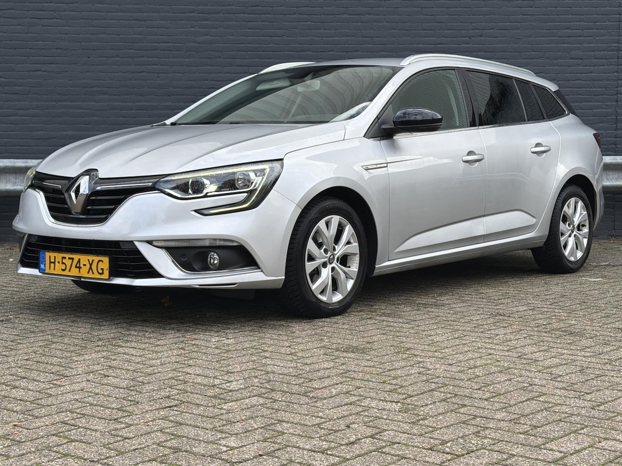Renault Mégane Estate - 1.3 TCe Limited 1.3 TCe Limited - AutoWereld.nl