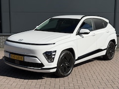 Hyundai Kona Electric - Pure Edition 64.8 kWh / Navigatie / Apple Carplay & Android Auto / Airco / Achteruitrijcam