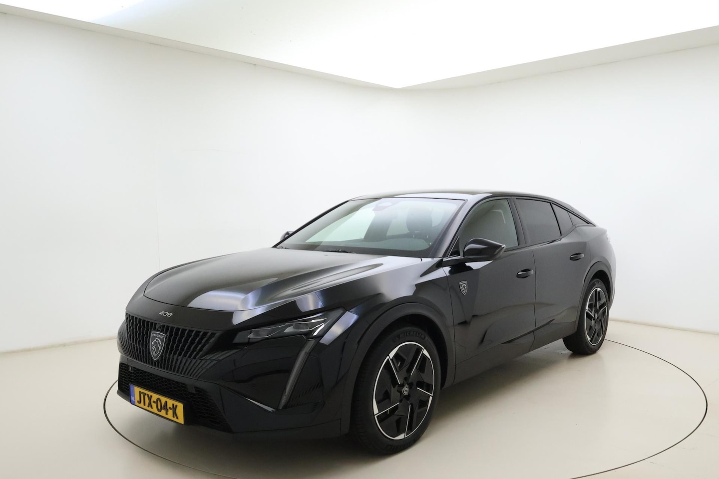 Peugeot 408 - 1.2 Hybrid 145 e-DCS6 GT Automaat | Electrische achterklep | Navigatie | 2+6 jaar garantie - AutoWereld.nl