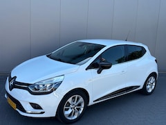 Renault Clio - 0.9 TCe Limited Navigatie/Bluetooth/Parkeerhulp/Cruise-control