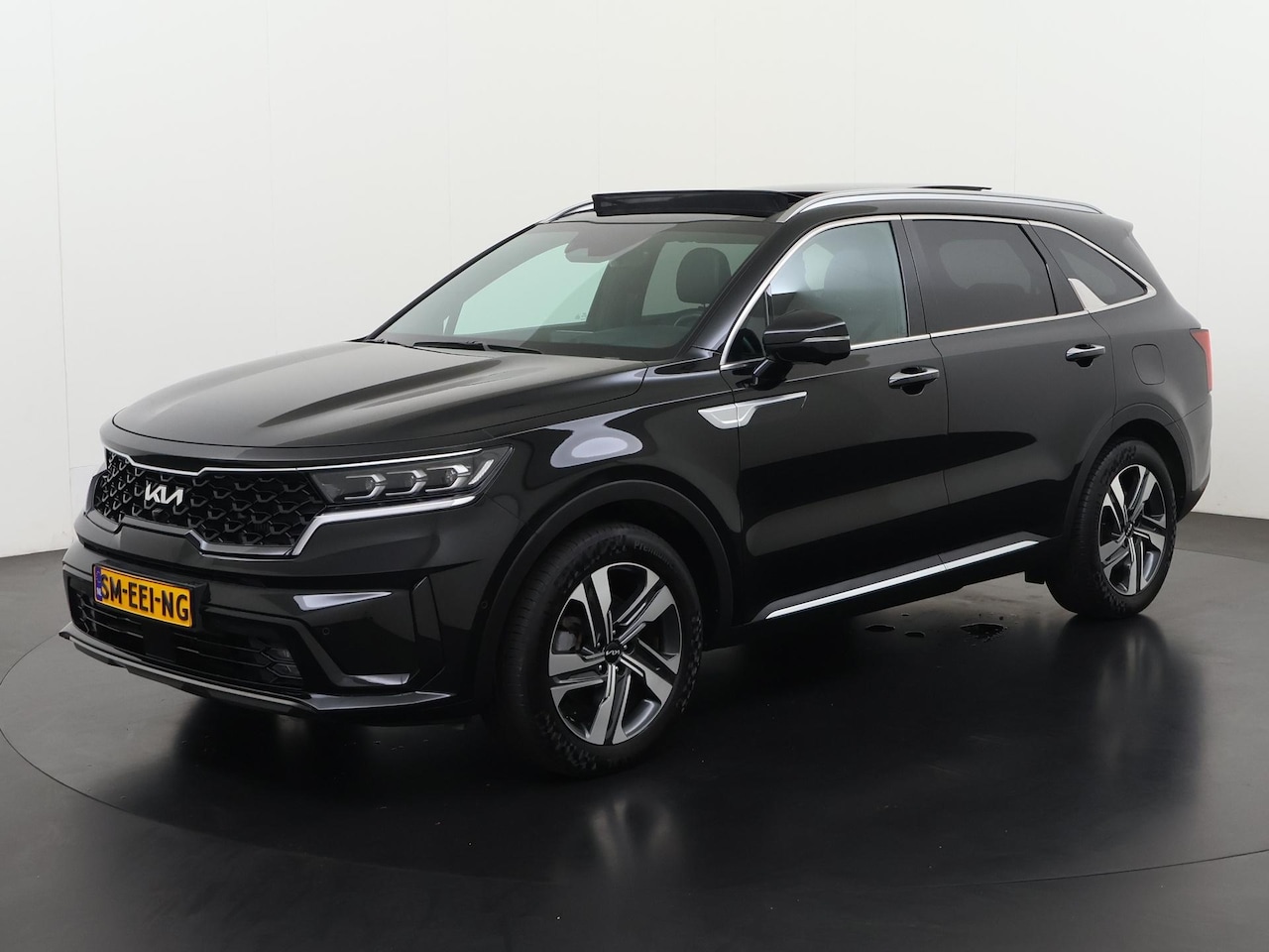 Kia Sorento - 1.6 T-GDI Plug-in Hybrid 4WD ExecutiveLine | All-in 743,- Private Lease | Direct uit voorr - AutoWereld.nl