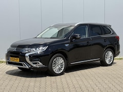 Mitsubishi Outlander - 2.4 PHEV Intense+ | Stoel/Stuurverwarming | Climate control | Glazen schuif-/kanteldak | S