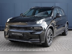 Lynk & Co 01 - 1.5 Core | Pilot assist | Parkeercamera | Stoelverwarming | Navigatie