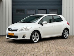 Toyota Auris - 1.8 Full Hybrid Executive NAVI / CRUISE / PDC