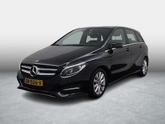 Mercedes-Benz B-klasse - 180 Bns+ Automaat Nav/Camera/Stoelverw./Led /4S.Banden/Comfort.Stoelen/Donkere.Hemel/Keyle