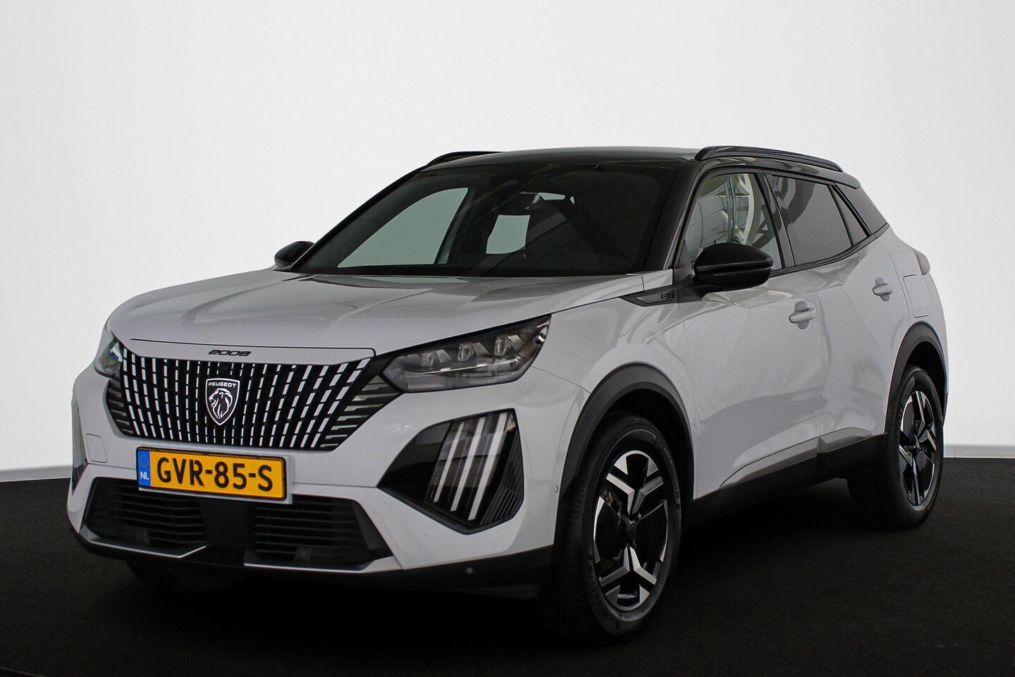 Peugeot 2008 - 1.2 Hybrid 136 GT Keyless Camera Adaptive Cruise - AutoWereld.nl