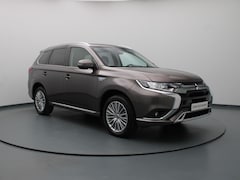 Mitsubishi Outlander - 225pk PHEV Intense Camera | Navig | Cruise Contol
