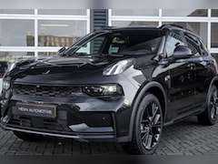 Lynk & Co 01 - 1.5 More | Panoramadak | Stoel- stuurverwarming | 360° Camera | Adaptive Cruise Control |