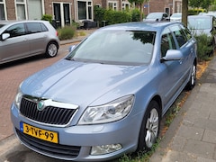 Skoda Octavia Combi - 1.8 TSI Elegance Business Line DSG Automaat-160 pk-motor gereviseerd-CarPlay-lange APK
