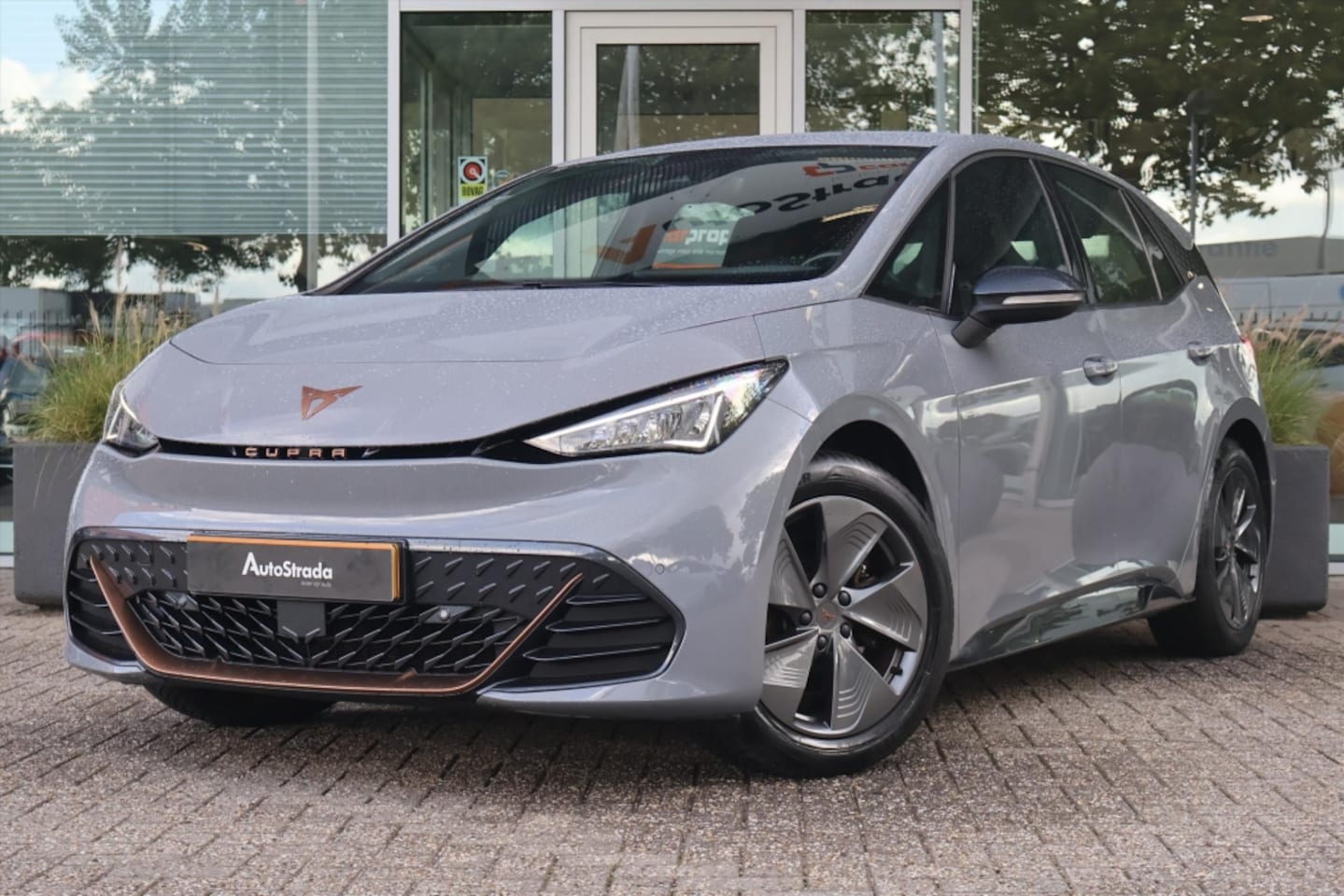 CUPRA Born - 58 kWh 204pk Business One SoH 91% | Camera | ACC | Climate | Navigatie | Carplay | LED | S - AutoWereld.nl