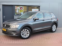 Volkswagen Tiguan - 1.4 TSI 125pk Comfortline Business ACC, PDC, LMV, Mistlampen, Carplay, Navigatie, DAB+ etc