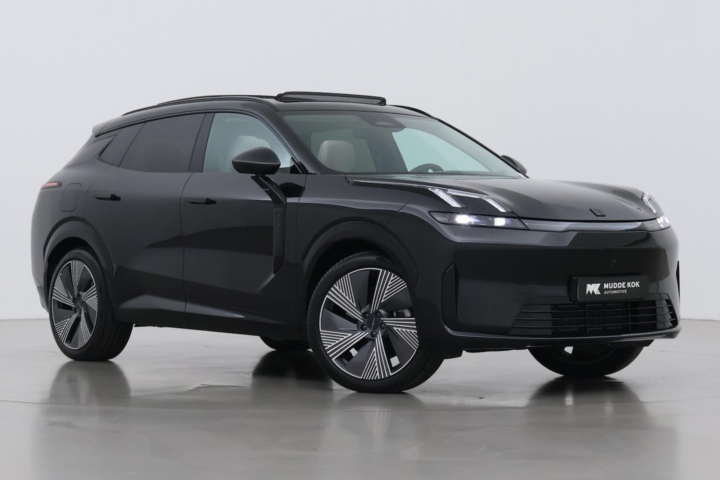 Lynk & Co 08 - 1.5 More | Harman/Kardon | Panoramadak | Massage+Ventilatie | 360° Camera | ACC | 21 Inch - AutoWereld.nl