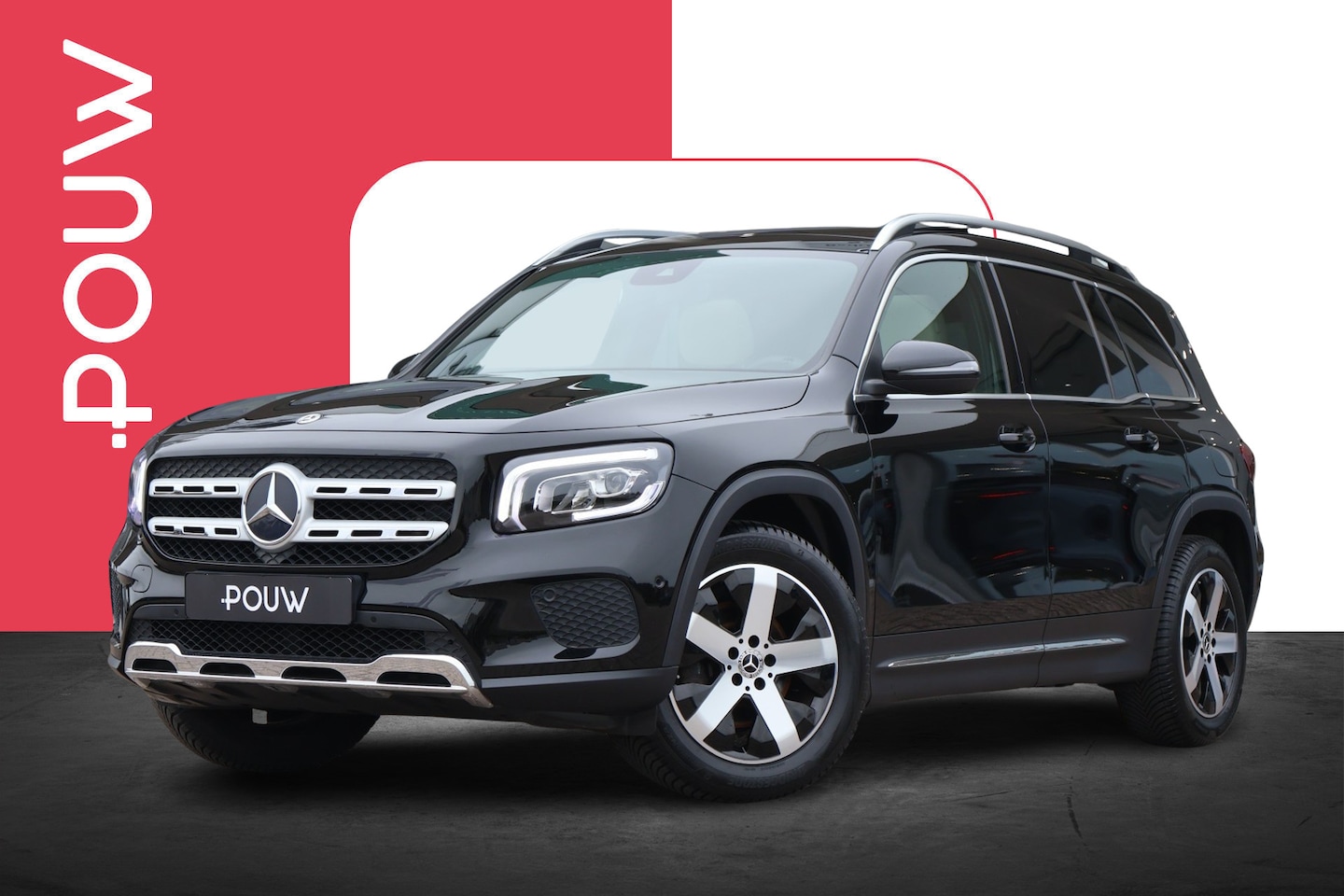 Mercedes-Benz GLB - 180 136pk AUT Business Solution Luxury | Leder | Panoramadak | Navigatie | Camera | PDC - AutoWereld.nl