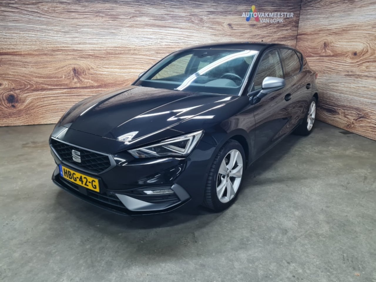 SEAT Leon - 1.5 eTSI 150pk DSG-7 FR - AutoWereld.nl