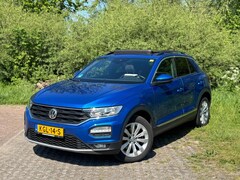 Volkswagen T-Roc - 1.5 TSI / AUTOMAAT / PANO / CAMERA