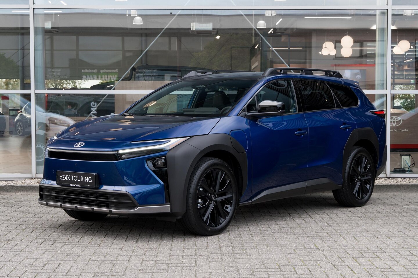Toyota bZ4X Touring - Executive AWD 75 kWh Executive AWD 75 kWh - AutoWereld.nl