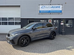 Volkswagen Tiguan - 2.0 TSI 4Motion R-Line 245PK Pano/Trekhaak/115dkm