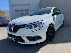 Renault Mégane - 1.2 TCe Zen PDC / CRUISE / NAVI / STOELVERWARMING / ZWARTE LMV / ECC