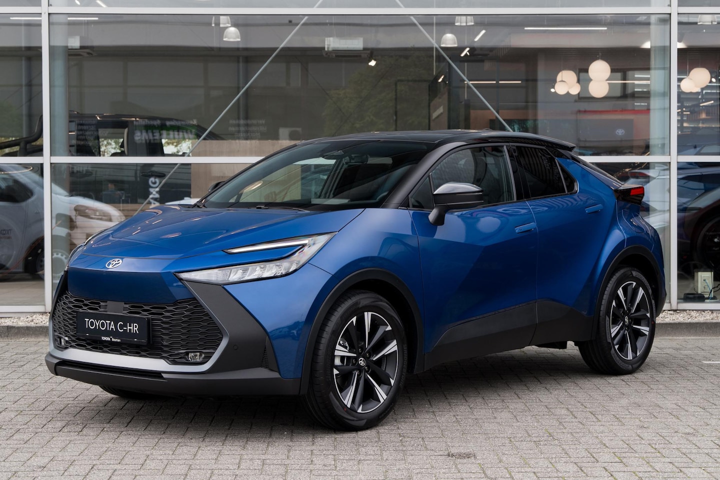 Toyota C-HR - 1.8 Hybrid 140 Dynamic - AutoWereld.nl
