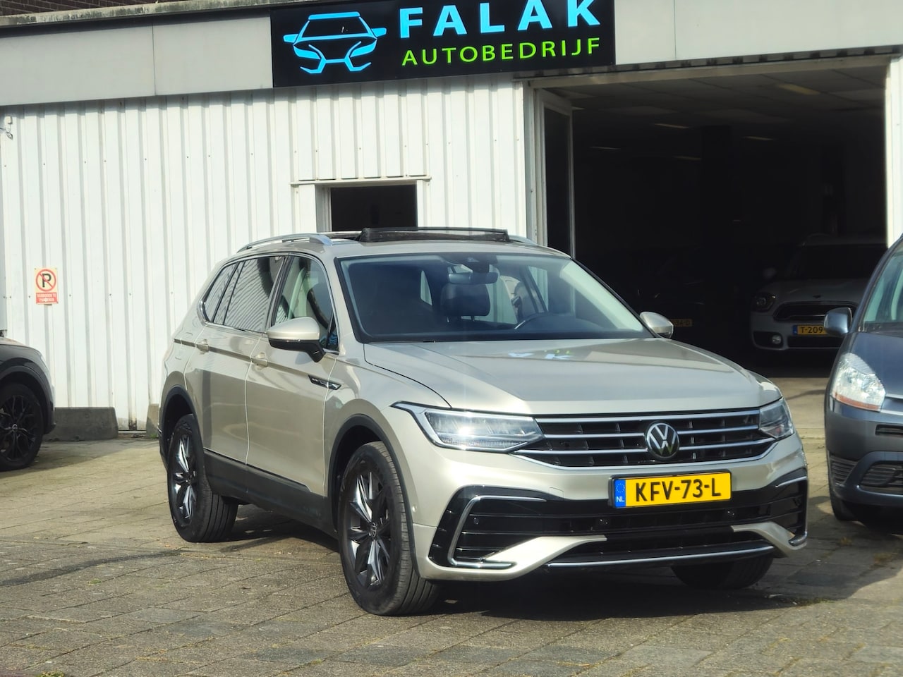 Volkswagen Tiguan Allspace - 1.5 TSI Life Business 1.5 TSI Life Business - AutoWereld.nl