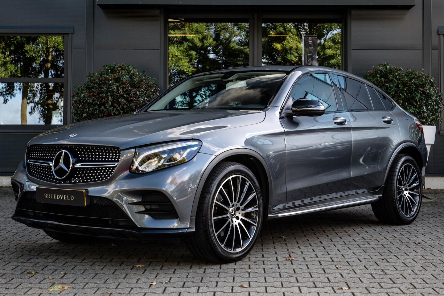 Mercedes-Benz GLC-klasse Coupé - 220 d 4MATIC Business Solution AMG 220 d 4MATIC Business Solution AMG - AutoWereld.nl