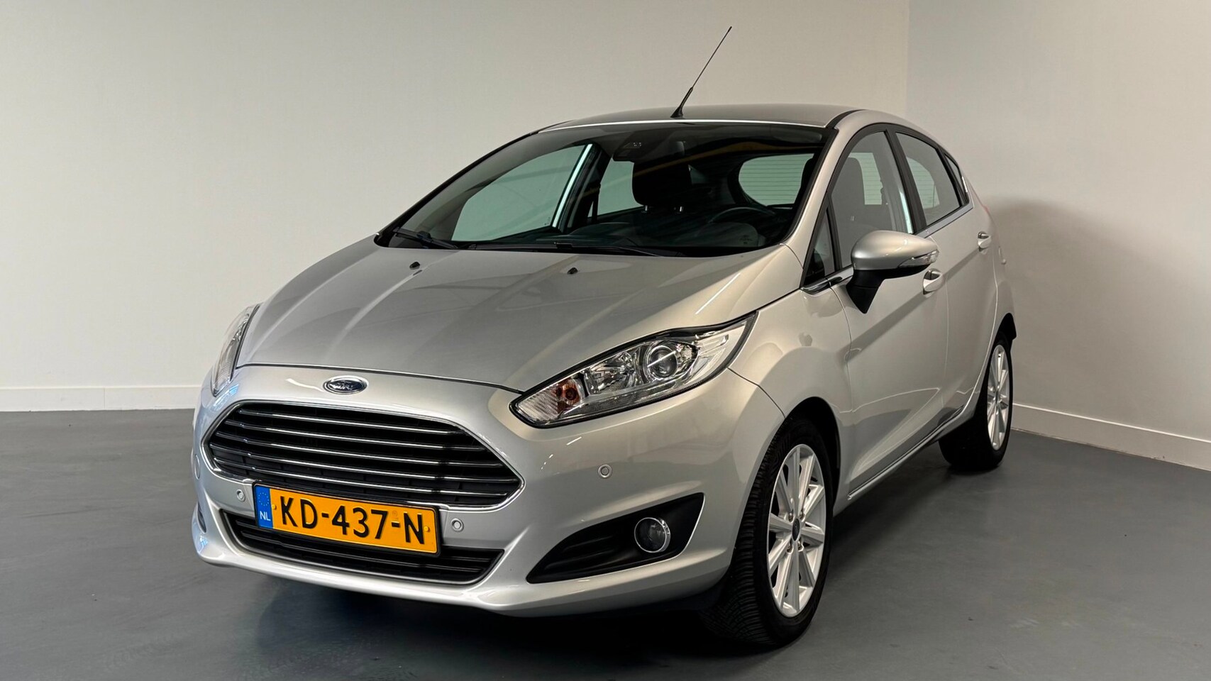 Ford Fiesta - 1.0 EcoBoost Titanium | NL-AUTO | PARKEERSENS. | CRUISE | NAVI | - AutoWereld.nl