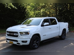 Dodge Ram 1500 - 5.7 V8 4x4 Crew Cab Laramie Sport 2024 NAP | 1e eigenaar | Panorama dak | Elektrische lede