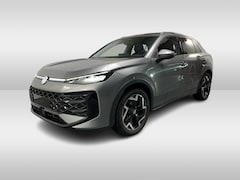 Volkswagen T-Roc - 1.5 eTSI R-Line / FABRIEKSGARANTIE TOT 02-2028/ AUTOMAAT/ TREKHAAK/ NAVI/ CLIMA/ STOELVERW