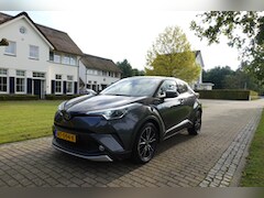 Toyota C-HR - 1.8 Hybrid Executive | Dealer onderhouden | NAVI | Camera | Trekhaak | Cruise control |