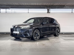 BMW iX - xDrive40 Business Edition Plus 77 kWh
