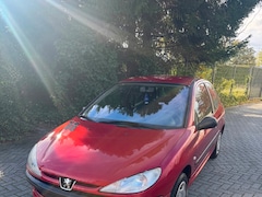 Peugeot 206 - 1.4 XR