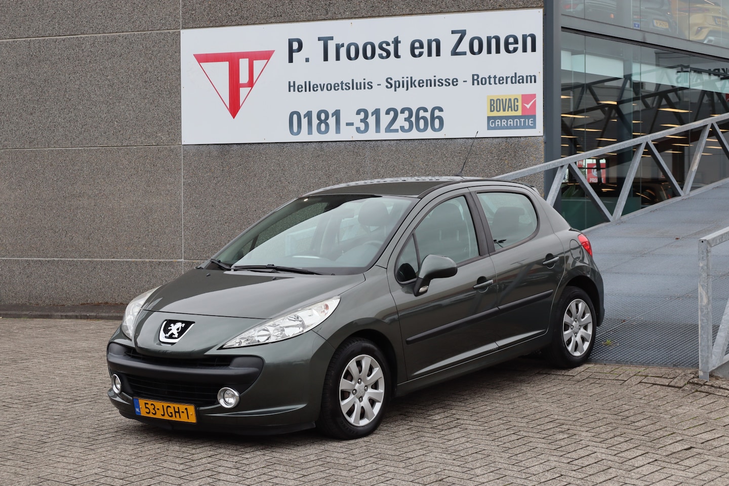 Peugeot 207 - 1.6 VTi Sublime AUTOMAAT Cruise control/Climate control/Elektrische ramen/5 deurs - AutoWereld.nl