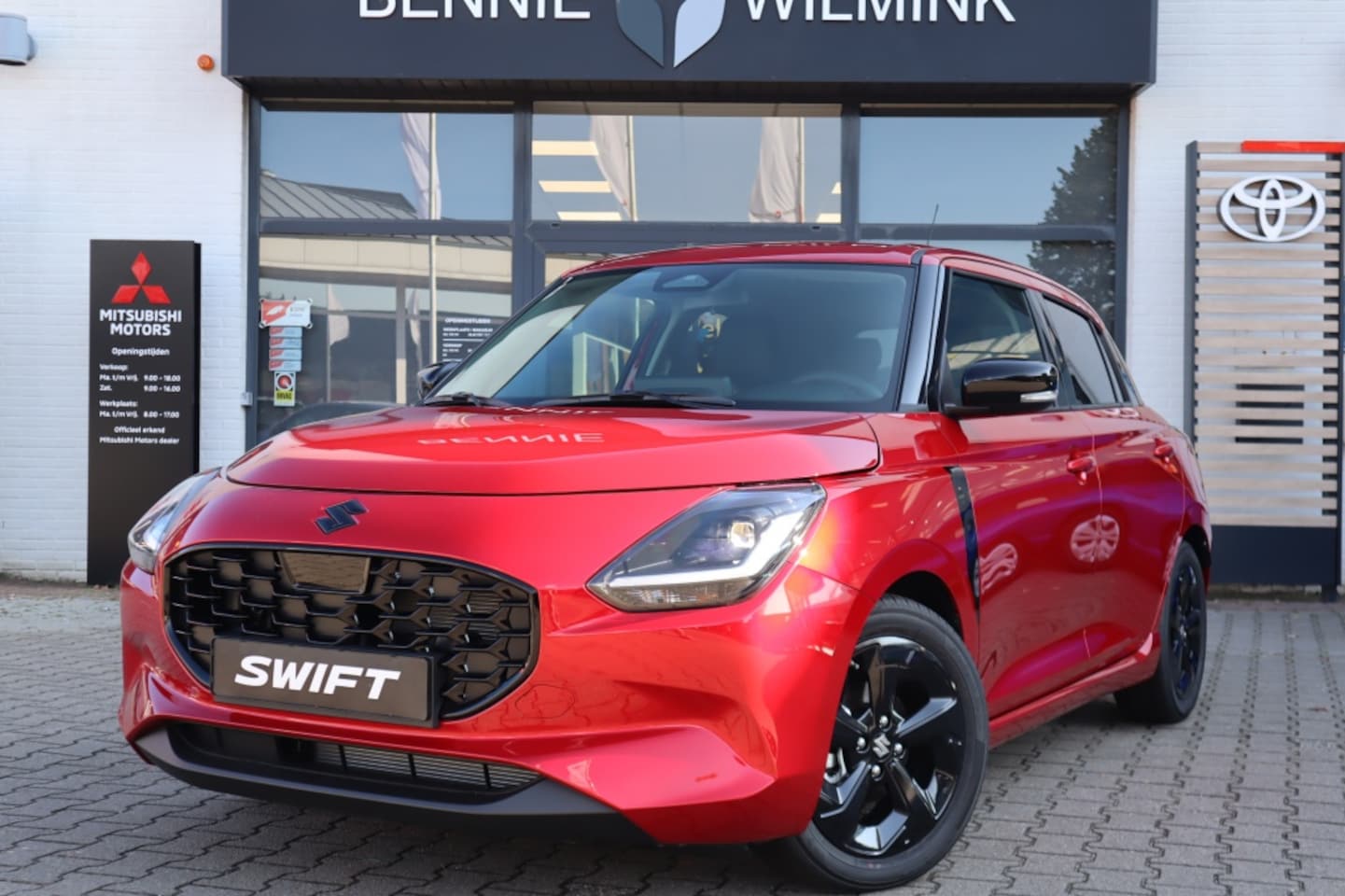 Suzuki Swift - 1.2 Special 60 Jaar Editie | Stoel Verwarming | Apple/Android Auto | - AutoWereld.nl