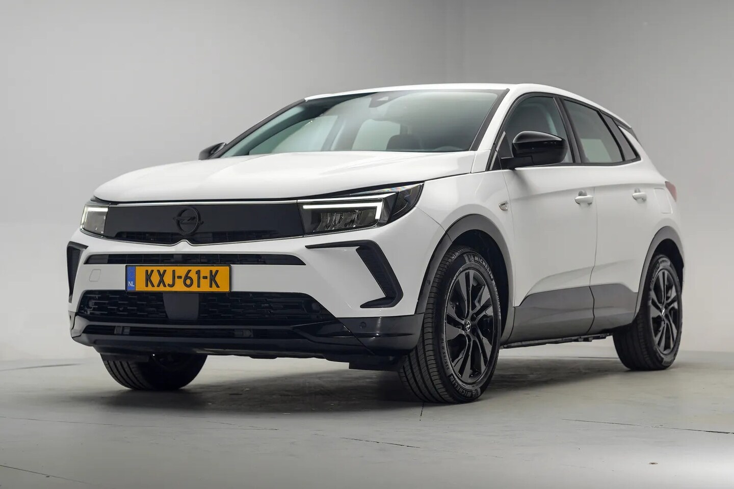 Opel Grandland - 1.6 Turbo Plug-In Hybrid GS Line Aut. [ Adapt.cruise Camera Stoelverwarming ] - AutoWereld.nl