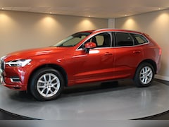 Volvo XC60 - 2.0 T8 Twin Engine AWD Momentum Pro *392Pk* Pano|Leer|Carplay|Navi|Adapt.Cruise