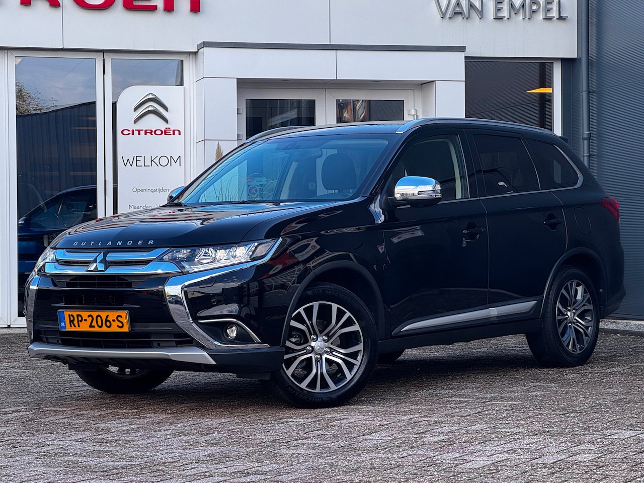 Mitsubishi Outlander - 2.0 Connect Pro | 1e Eigenaar | NL-Auto | Mitsubishi dealer onderhouden | 360 Camera | Nav - AutoWereld.nl