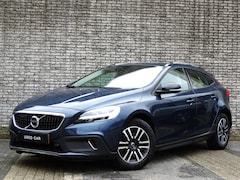 Volvo V40 Cross Country - 1.5 T3 Nordic+ | leder | afn trekhaak | adap cruise |