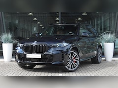 BMW X5 - xDrive50e M Sport Automaat / Trekhaak / Panoramadak Sky Lounge / Comfortstoelen / Comfort