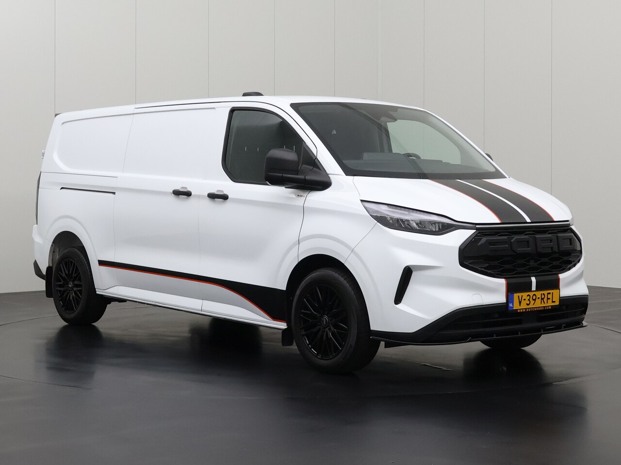 Ford Transit Custom - 2.0TDCI Lang Raptor Sport | Digtal Cockpit | Multimedia | Camera | Leder | 3-Zits | Airco - AutoWereld.nl