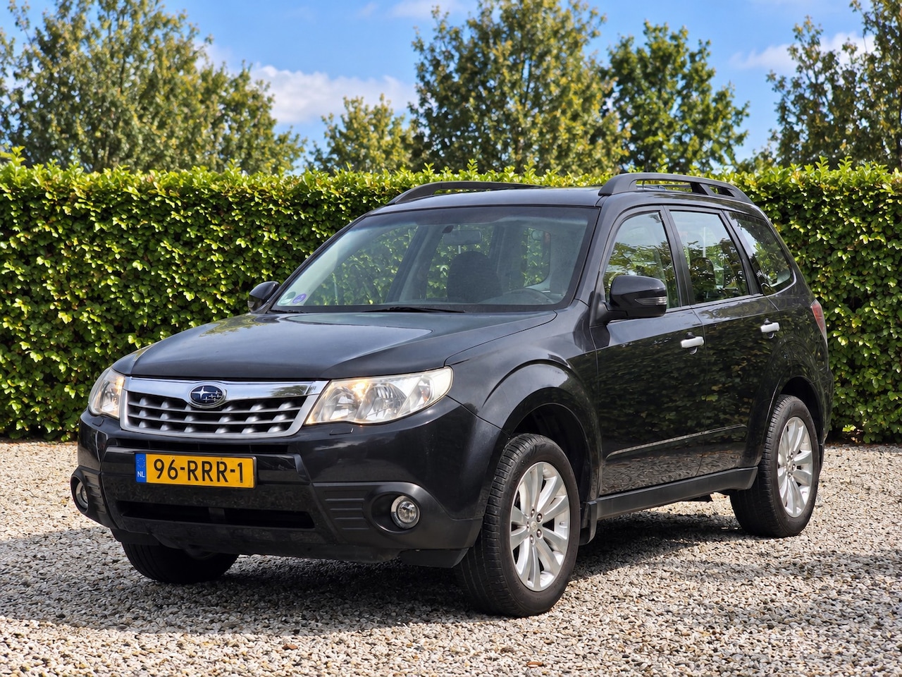 Subaru Forester - 2.0 XS Luxury Camera/4WD/Trekhaak/Bluetooth - AutoWereld.nl