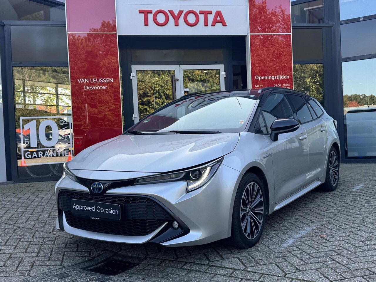 Toyota Corolla Touring Sports - 2.0 Hybrid STOEL/STUUR VERW. CRUISE/CLIMA CONTROL TREKHAAK ELECTRISCHE ACHTERKLEP - AutoWereld.nl
