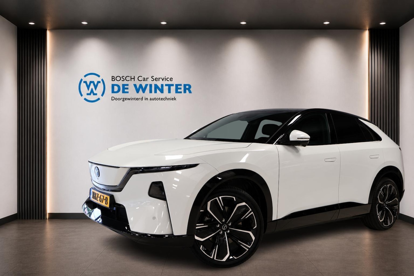 Mazda CX-6e - Takumi 78 kWh Leverbaar in alle kleuren & uitvoeringen - AutoWereld.nl