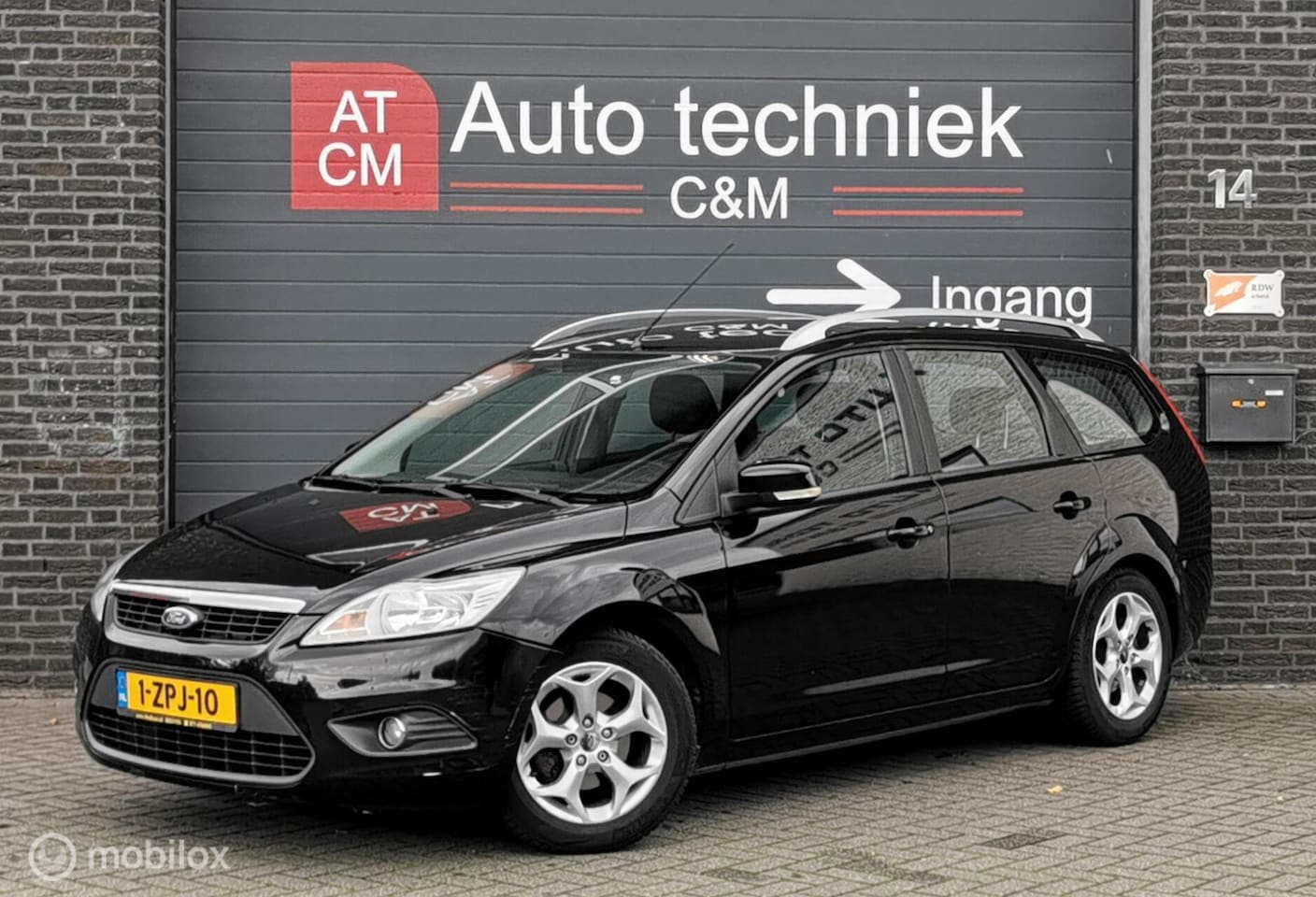 Ford Focus Wagon - 1.6 Ghia 101PK/AIRCO/ELEKTR/CV/CRUISE/MTF/ - AutoWereld.nl