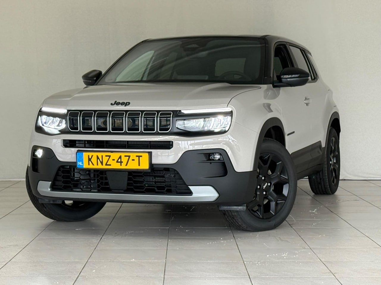 Jeep Avenger - Black Edition 54 kWh | Apple/Android | Cruise control | Achteruitrij Camera - AutoWereld.nl
