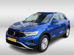 Volkswagen T-Roc - 1.5 TSI Life / AUTOMAAT/ PARKEERSENSOREN V+A/ APP-CONNECT/ ADAPTIVE CRUISE/ DIGITAL DASH/