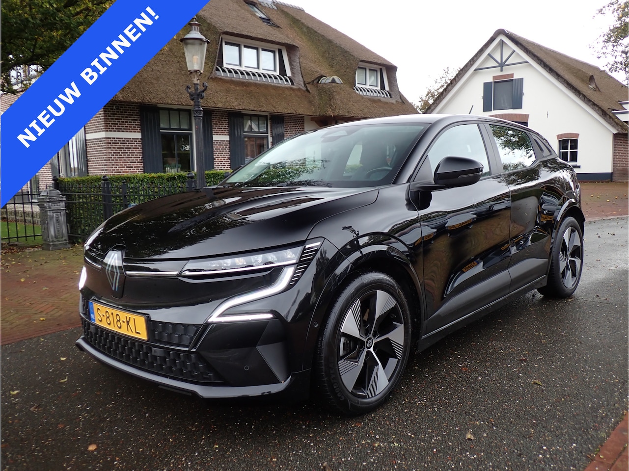 Renault Mégane E-Tech - EV60 SOH 92% / ACC / CARPLAY / NAVI / STUUR + STOELVERWARMING - AutoWereld.nl