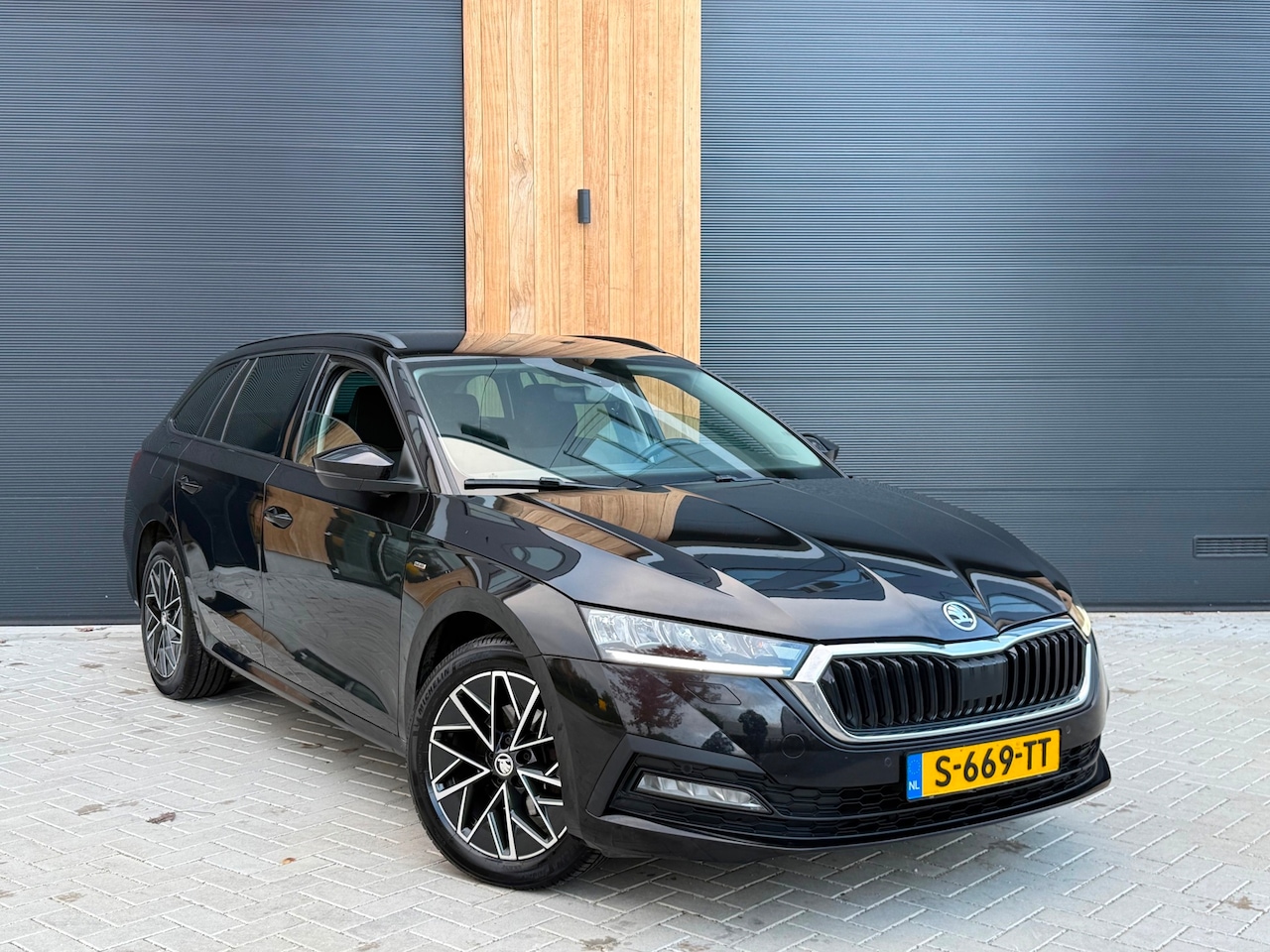 Skoda Octavia - 2.0 TDI 150 PK (bj Dec-2021) VIRTUAL/INCL.BTW/NIEUW MODEL! - AutoWereld.nl